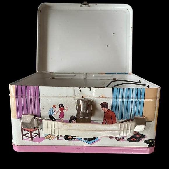 1967 Campus Queen metal lunchbox - Picture 7 of 12